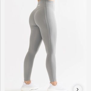 Alphalete pulse leggings